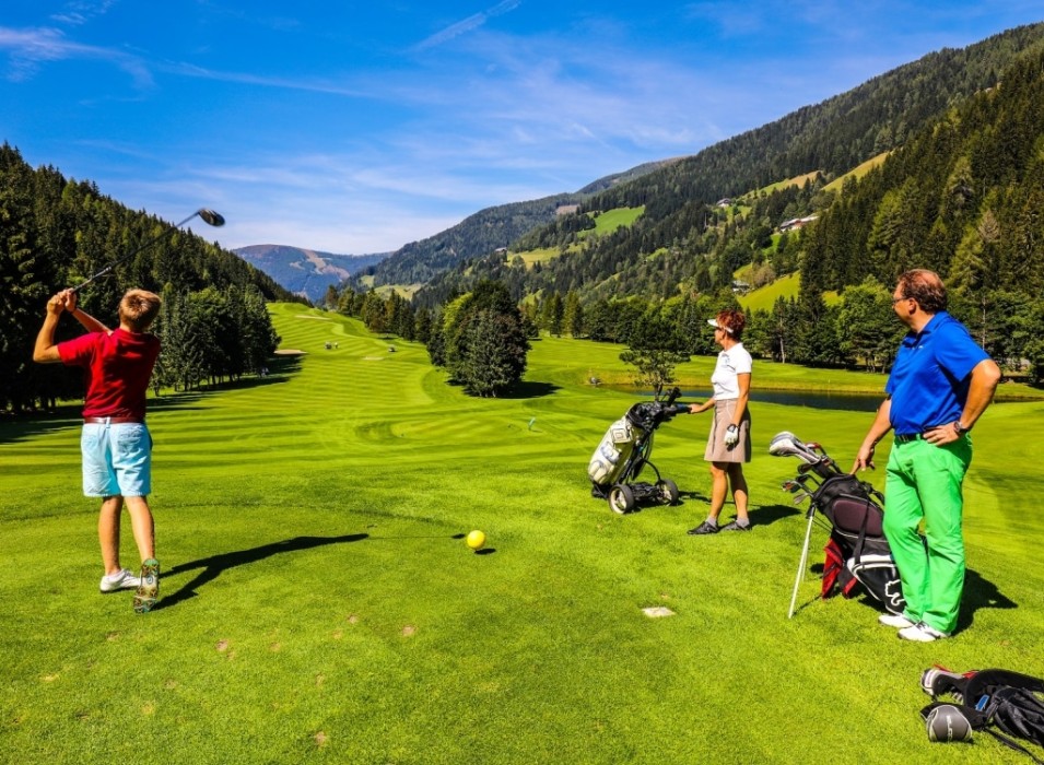 Golf_Abschlag © Arno Gruber sen