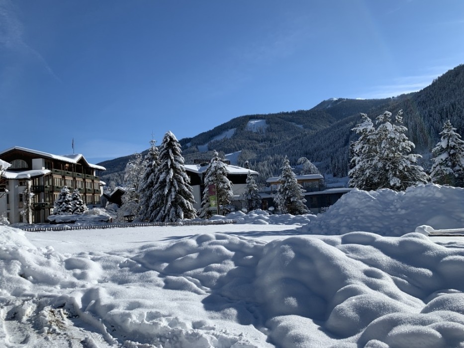 hotel-eschenhof-winter-bad-kleinkirchheim-kaernten